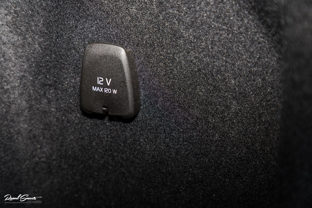 57390370-54.jpg